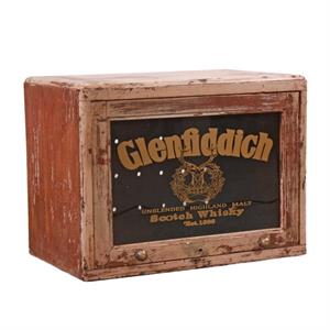 Vetrinetta in teak Glenfiddich 60X37H47 