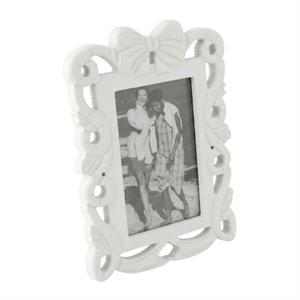 Portafoto intagliato fiocco in mdf bianco 17X23 | foto 10x14