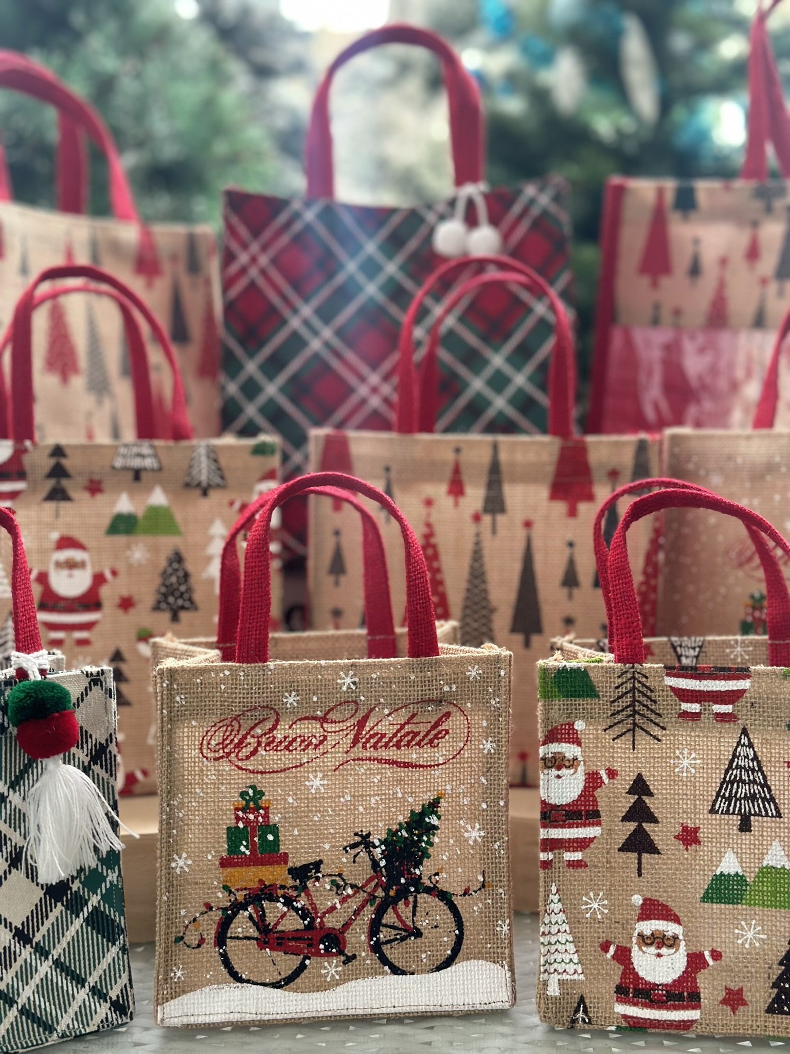 Confezionamento natalizio shopper in juta